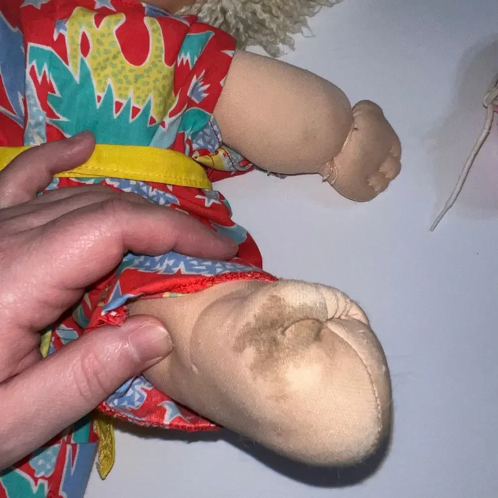 Vintage 1990 Cabbage Patch Kids Doll Hasbro Blonde Hair Blue Eyes First Edition